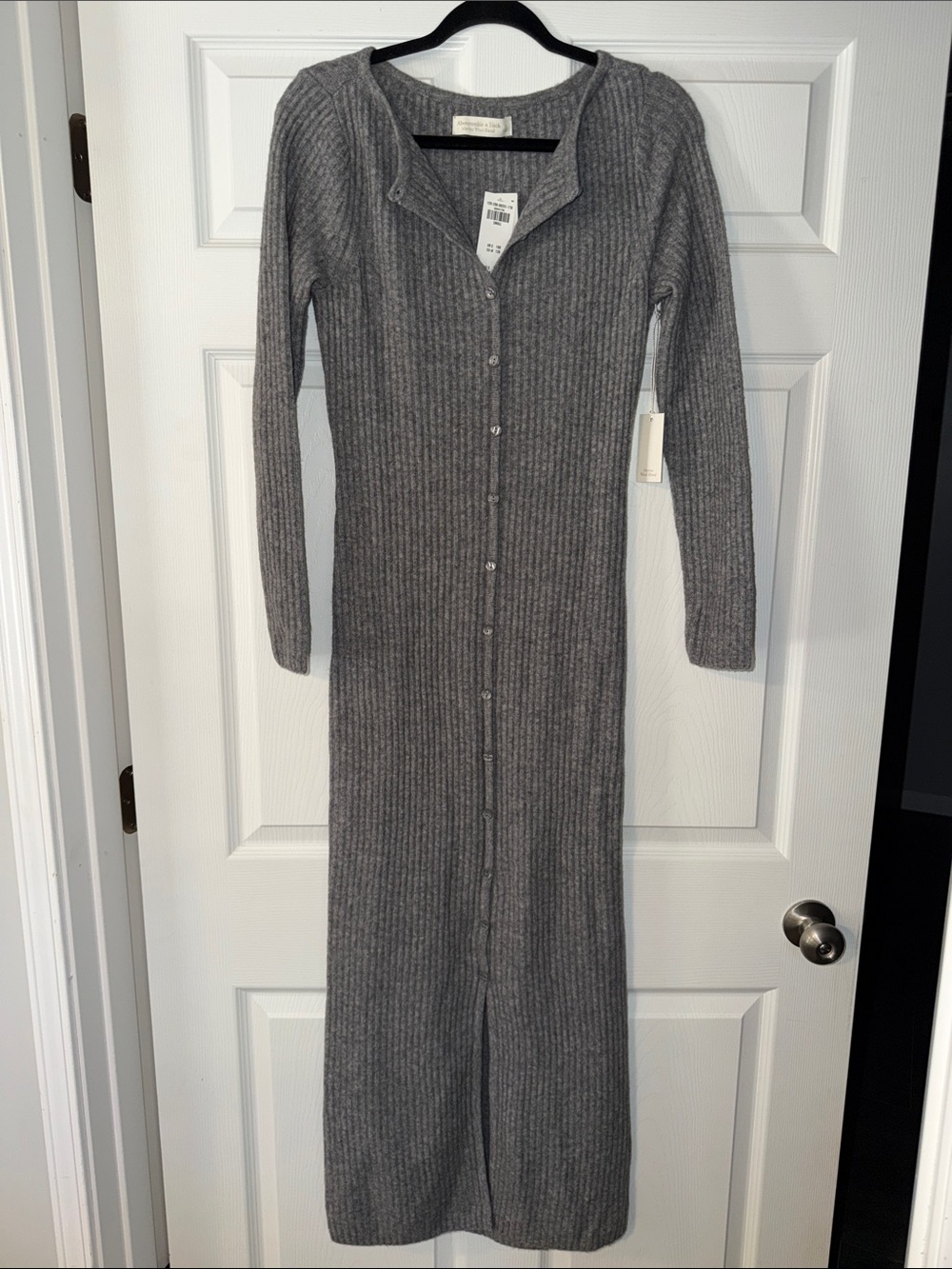 Abercrombie & Fitch Gray Ribbed Button-Front Maxi Dress